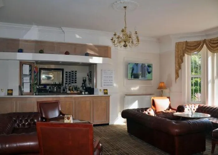 Montague Hotel